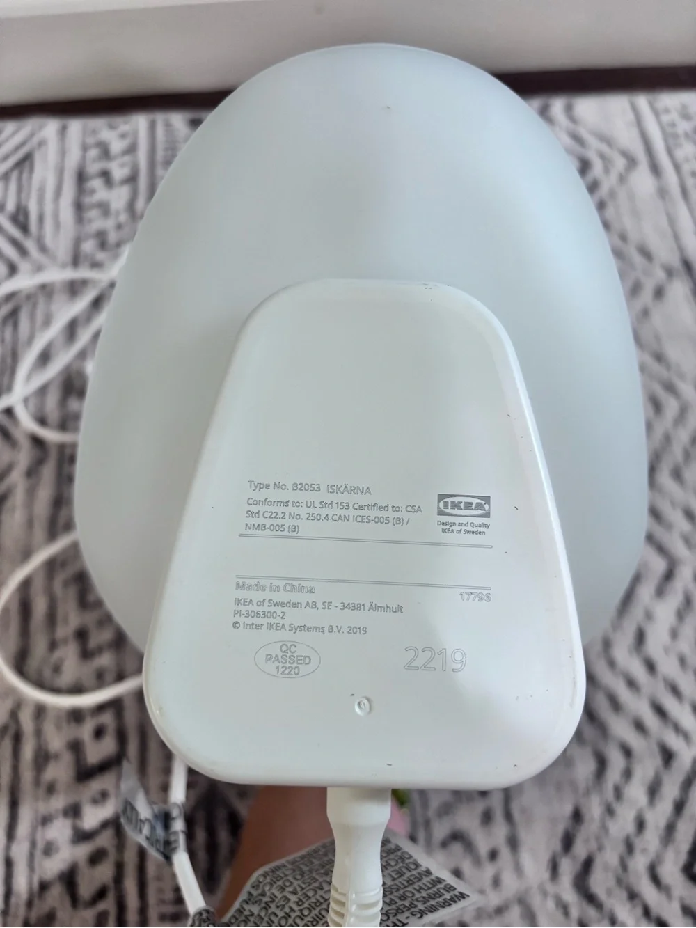IKEA ISKÄRNA White Decorative Plastic Mannequin Head Lamp